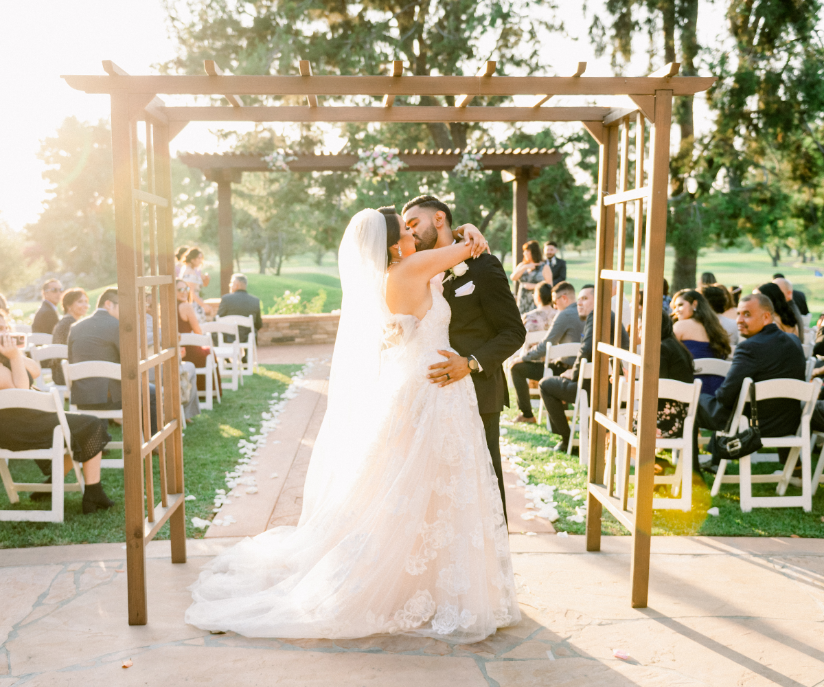 Rio Hondo Elegant Downey, CA Wedding Venue with Stunning Greenery